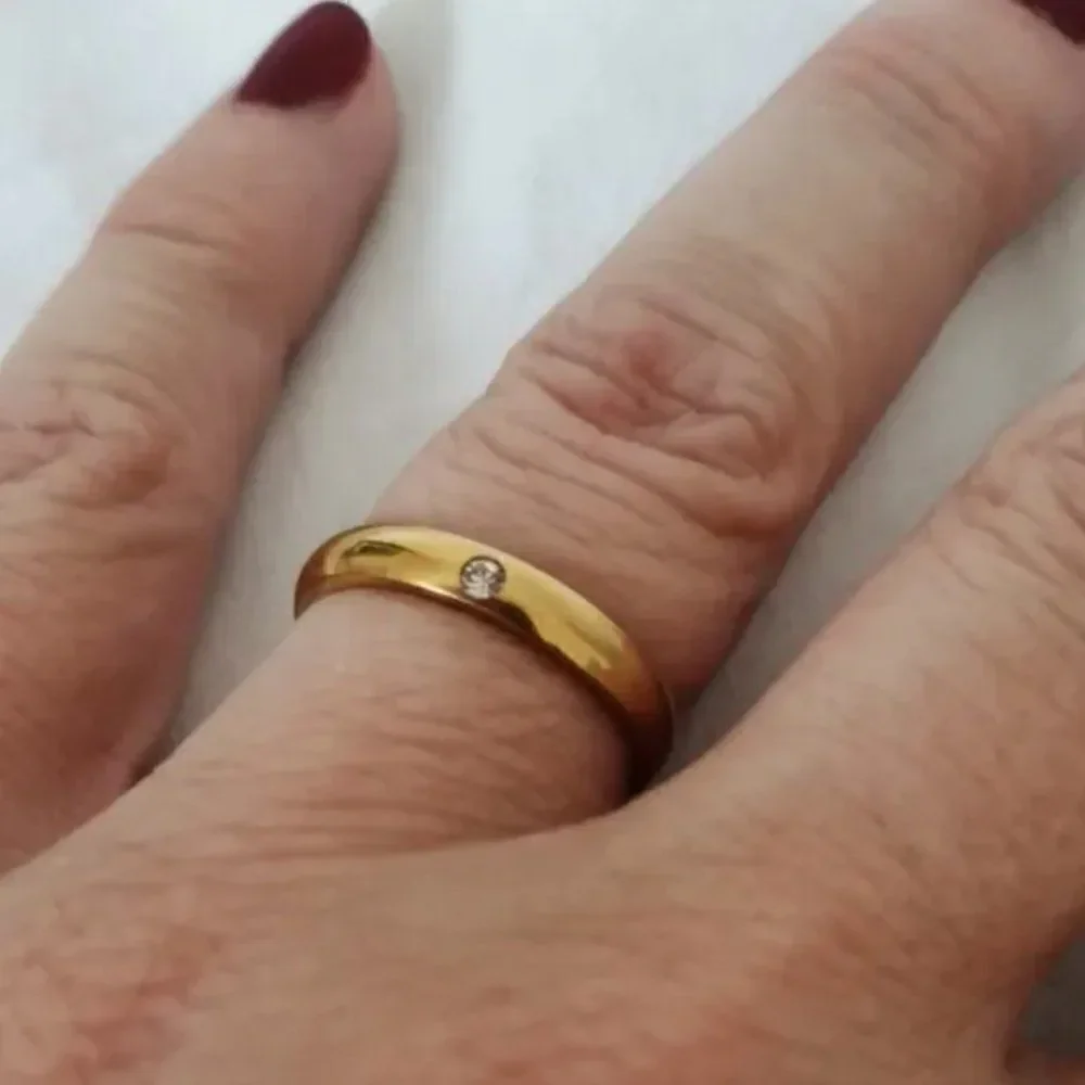 Minimalist Gold Dainty Cubic Zirconia Ring